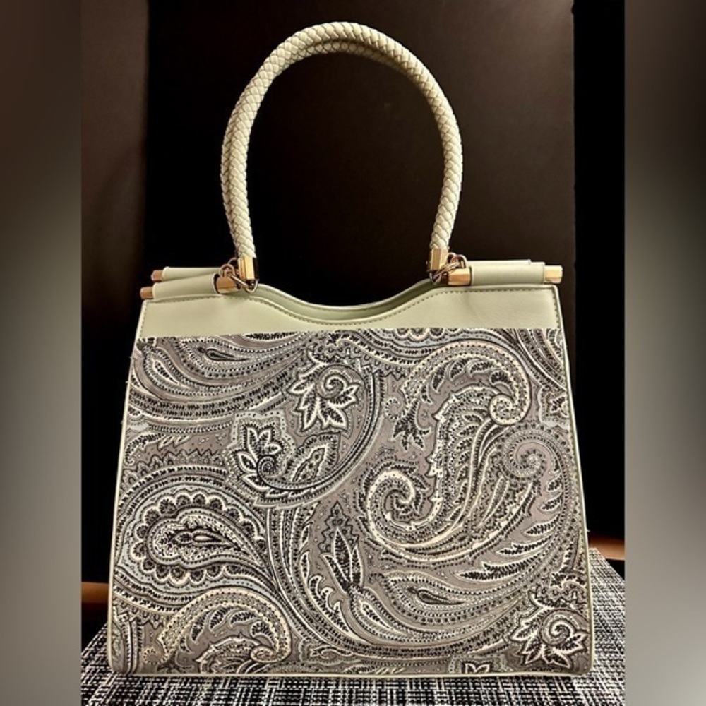 Rebooted Boujee’ Bag w/ Bebe
